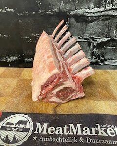 Lams rack met cap (kroon) UK lam