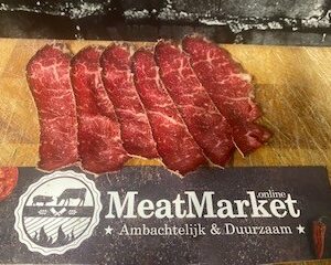 Prosciutto di Manzo sliced